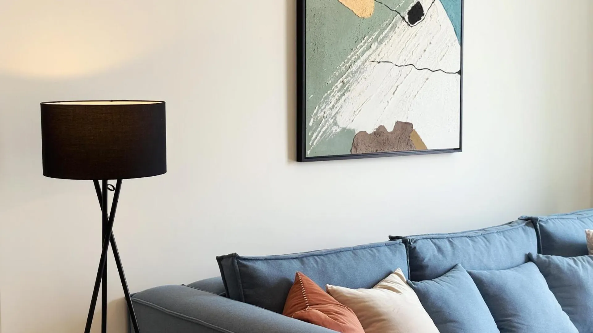 Apartment Outsdier Vacation Homes - 1Br In The Heart Of Downtown Sea View Walk To Burj & Dubai Mall