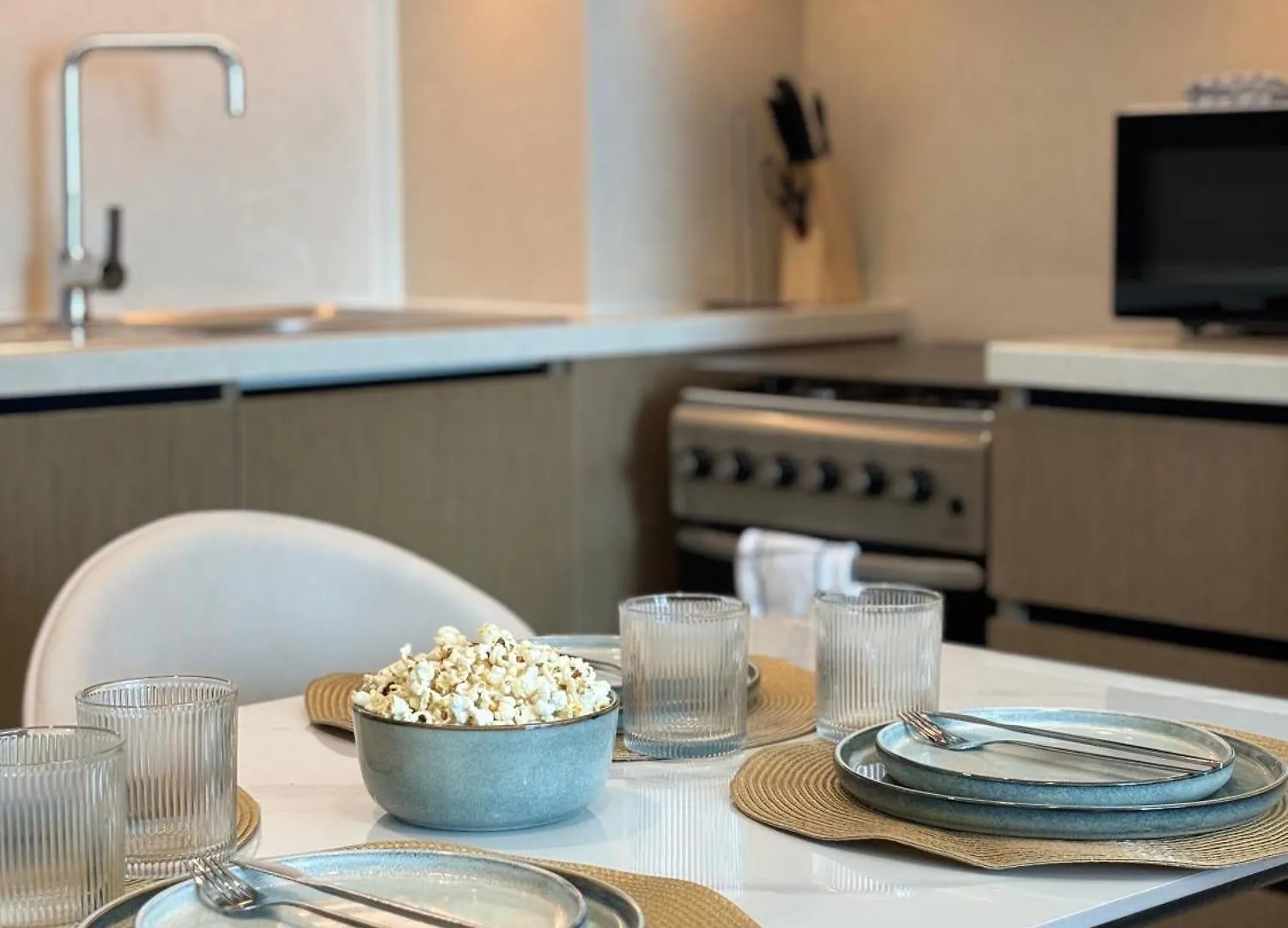 Outsdier Vacation Homes - 1Br In The Heart Of Downtown Sea View Walk To Burj & Dubai Mall
