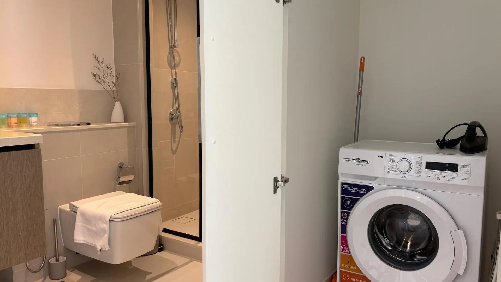 Apartment Outsdier Vacation Homes - 1Br In The Heart Of Downtown Sea View Walk To Burj & Dubai Mall