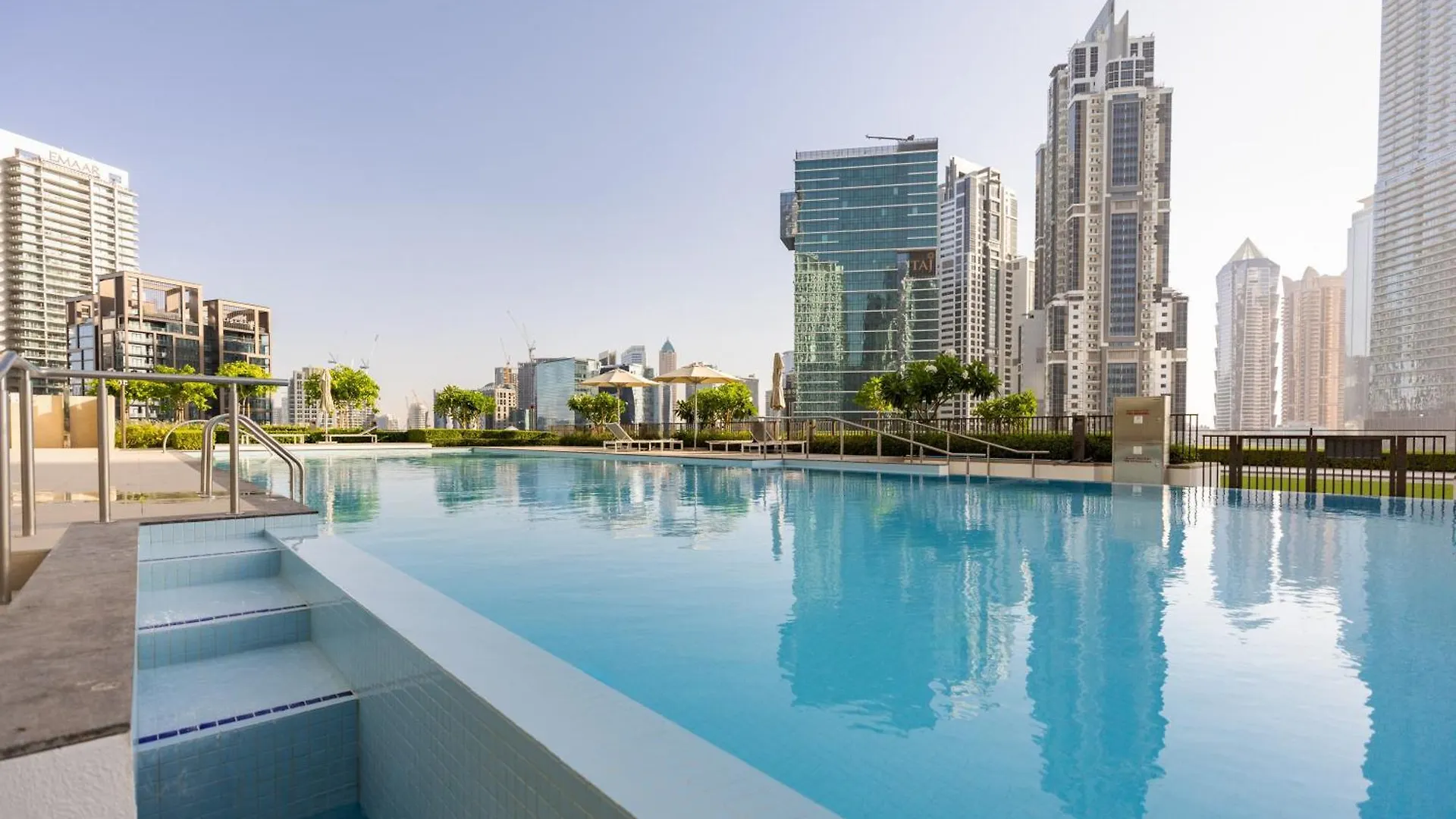 Outsdier Vacation Homes - 1Br In The Heart Of Downtown Sea View Walk To Burj & Dubai Mall 0*,  United Arab Emirates