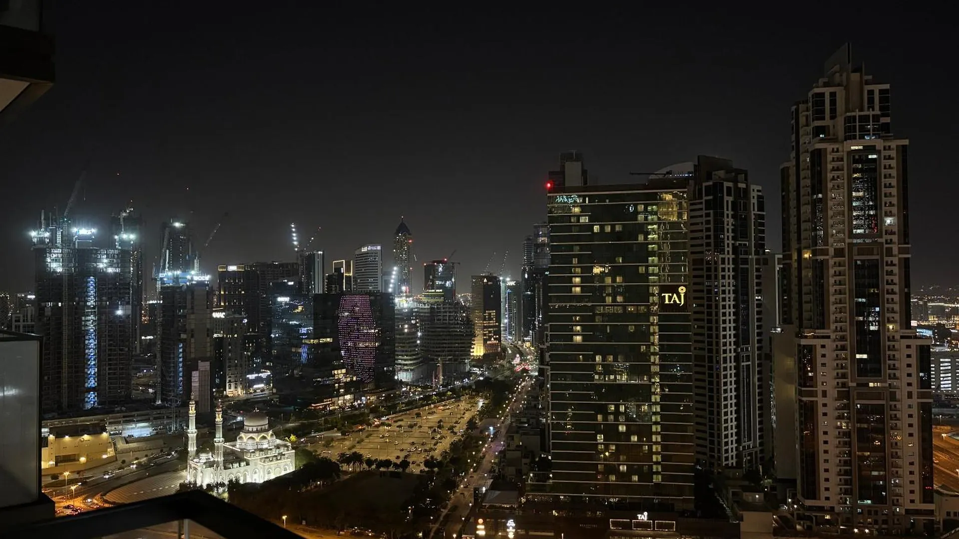 Outsdier Vacation Homes - 1Br In The Heart Of Downtown Sea View Walk To Burj & Dubai Mall Apartment